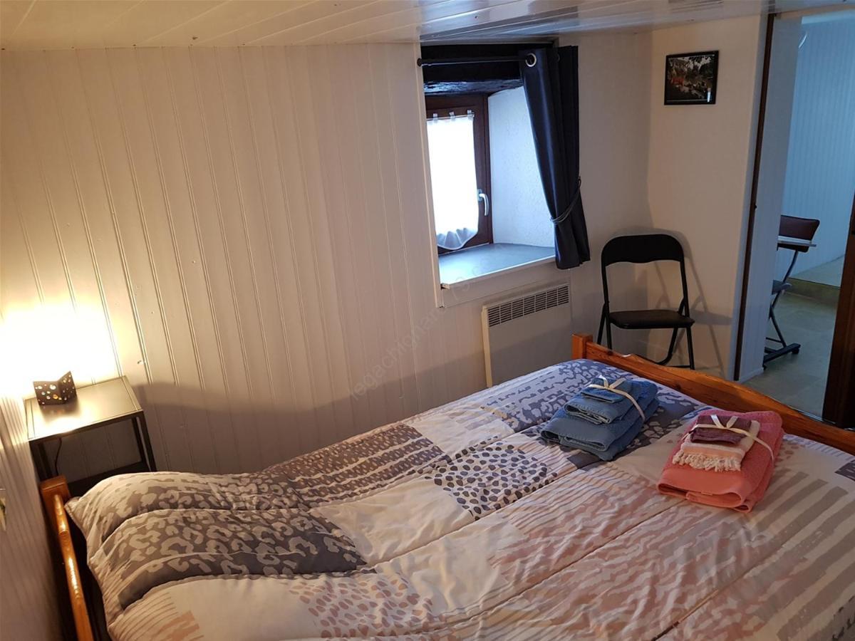 Chambre D'Hotes Le Gachignard Courlay エクステリア 写真